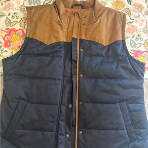 Legendary Whitetails Women’s CCW Western Vest